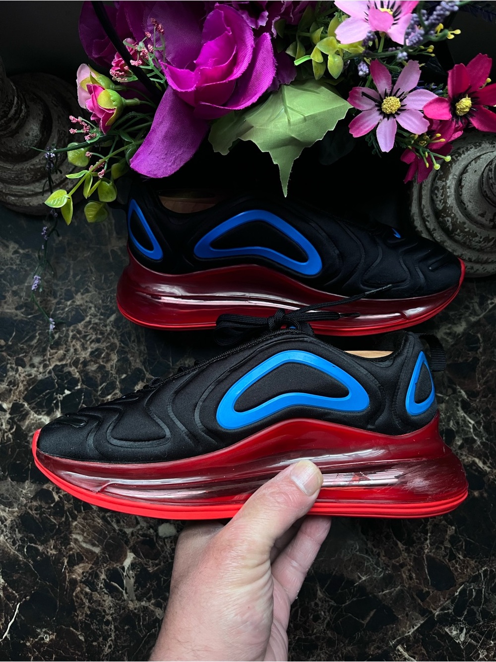 Nike AirMax 720
Streetwear/Lifestyle
Athletic Shoes
Size 4 Youth/5.5 Women - Picture 4 of 16